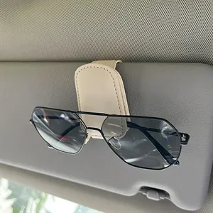 Car visor eyeglasses clip holder